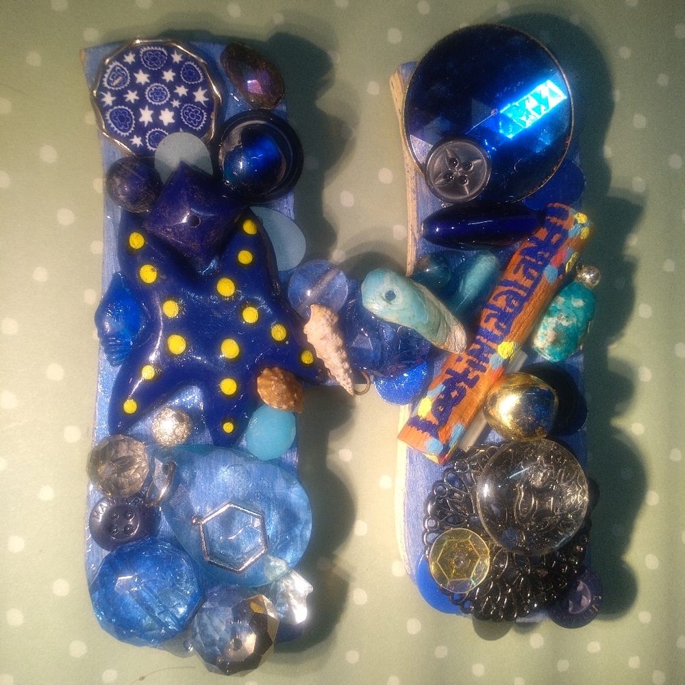 Blue Letter H With A Bejeweled Ocean Theme
